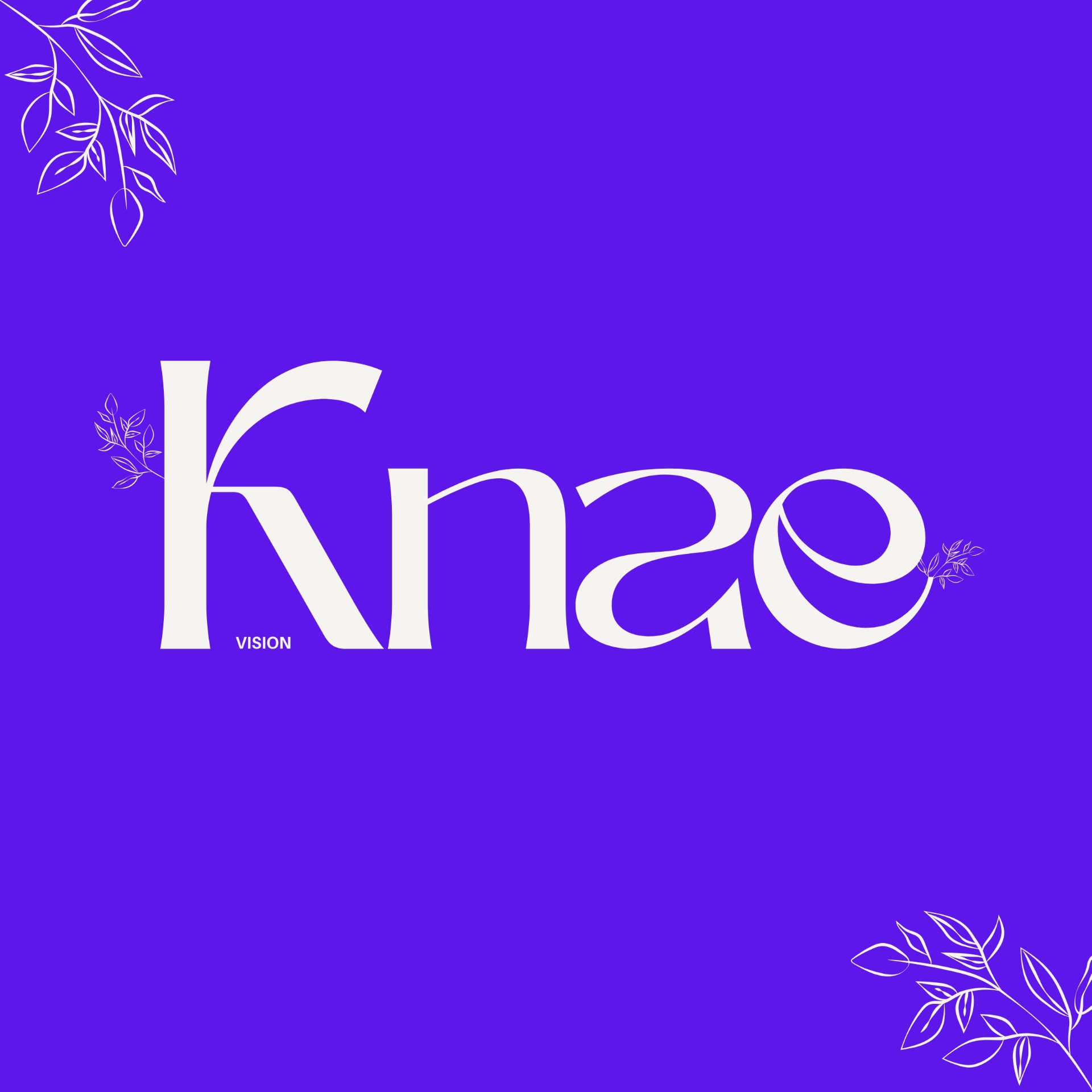 Logotype Knae Vision crème sur fond violet électrique avec feuillages